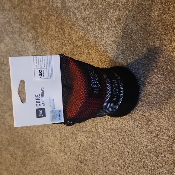 Everlast Core hand wraps 120 inches - Picture 3 of 4